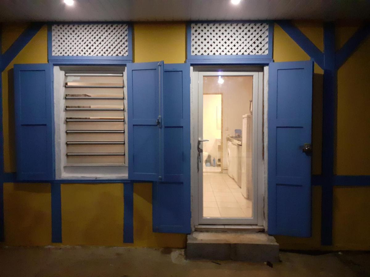 Petit Studio Куру Экстерьер фото